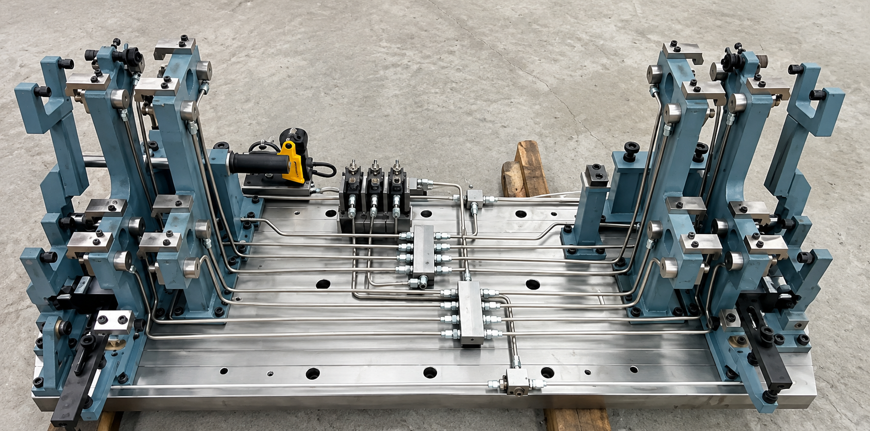 Machining Fixture for Buckets